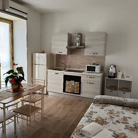 Scuderi Apartment *